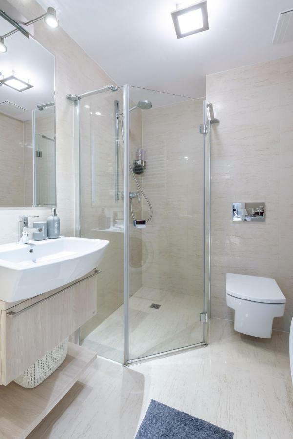 Kopernika8 Miro Apartment With Balcony And Ac Krakow Exterior photo